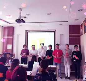 成功不是一朝一夕获得的，正如荀子所说：不积跬步，无以致千里，不积小流，无以成江海。而在坚持奋斗、坚信成功的路上，除了个人的努力，同样离不开团队的支持。
本期“精彩安博电竞人”的主人公是安博电竞集团旗下安博电竞手机前黄联通店长——王维。
