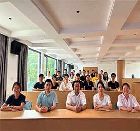 六月沧浪卷清雪，分明江山人在旦夕。2023年6月，常商学院贯彻“培养卓越人才，打造学习型企业”的使命，开展多项培训活动。