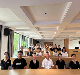 金井梧桐秋叶黄，珠帘不卷夜来霜。2023年9月，常商学院贯彻“培养卓越人才，打造学习型企业”的使命，开展多项培训活动。